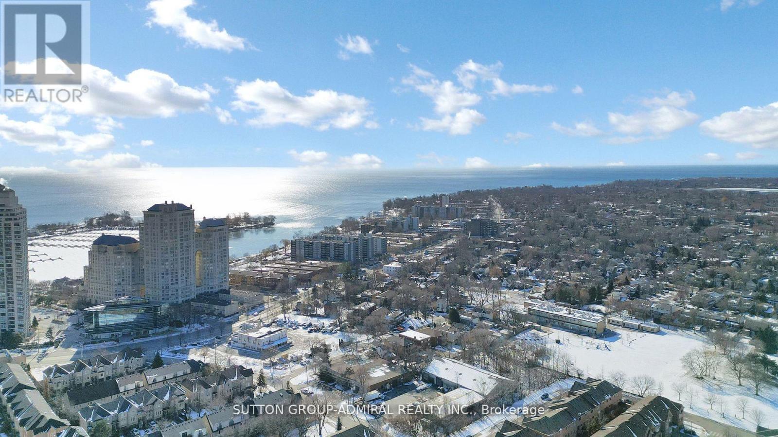 4205 36 Park Lawn Rd, Toronto, ON M8V 0E5