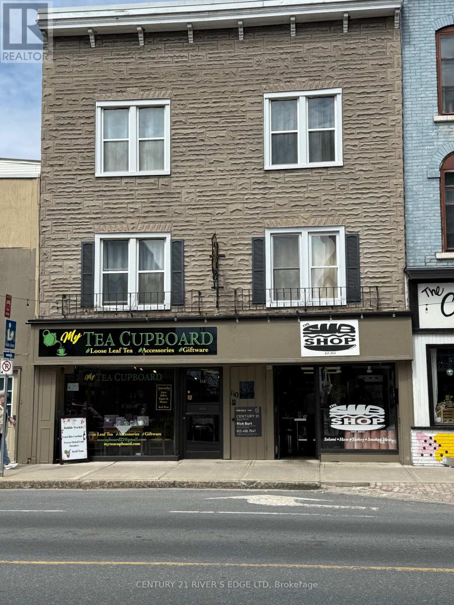108-112 King St W, Brockville, ON K6V 3P9