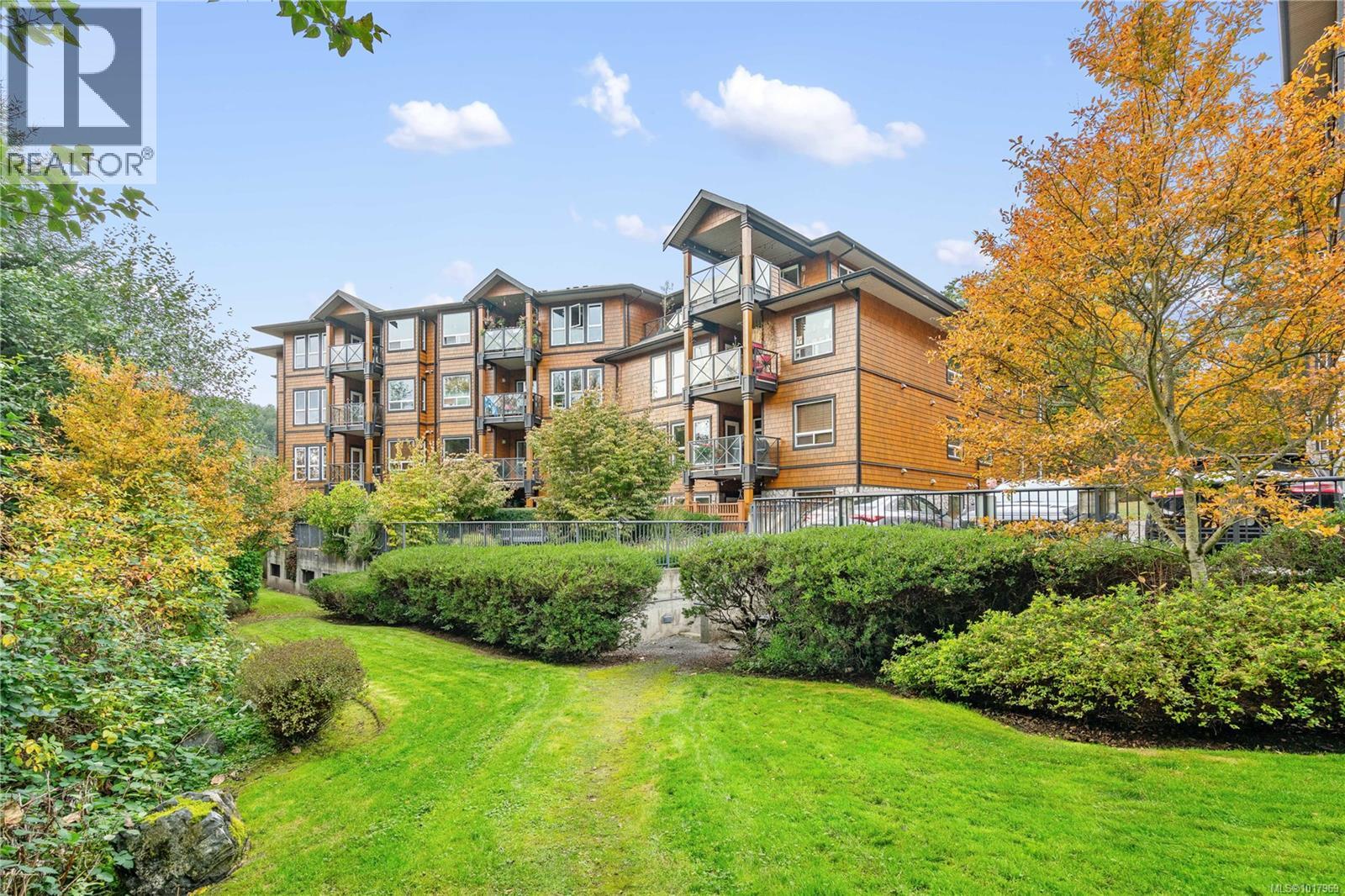 101 Nursery Hill Dr Unit 303 Dr, View Royal, BC V9B 0H5
