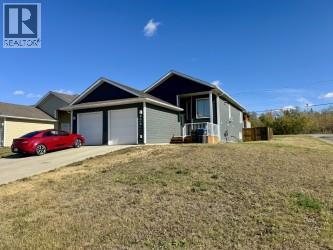 17 Street Unit 8216 #a, Dawson Creek, BC V1G 0G6