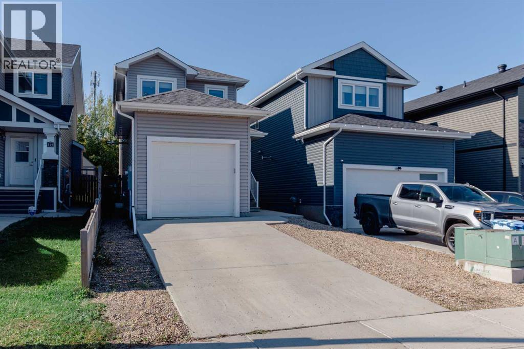 113 Alpine Ct, Fort Mcmurray, AB T9J 1B3