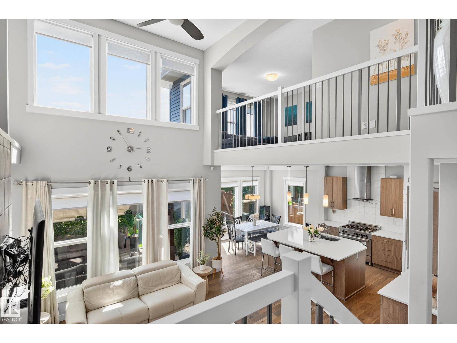 19 Av Sw Unit 5915, Edmonton, AB T6X 2A2