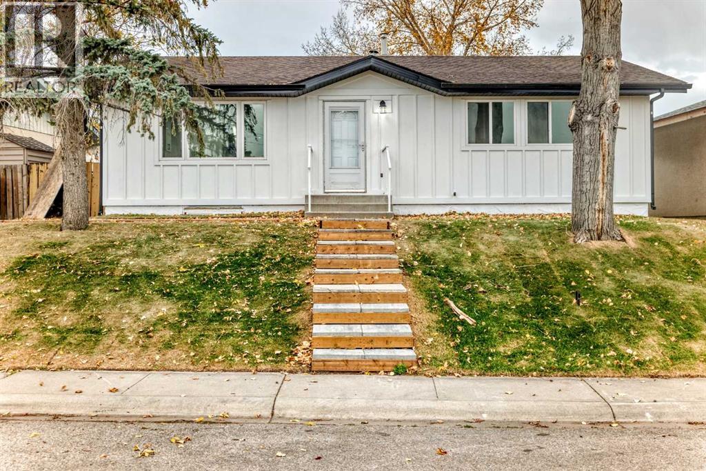 432 Ogden Dr SE, Calgary, AB T2C 1W6