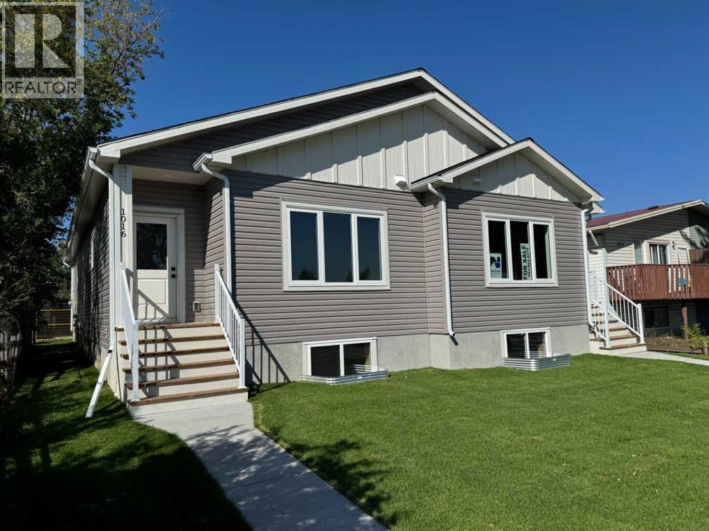 1016 Limit Ave, Crossfield, AB T0M 0S0