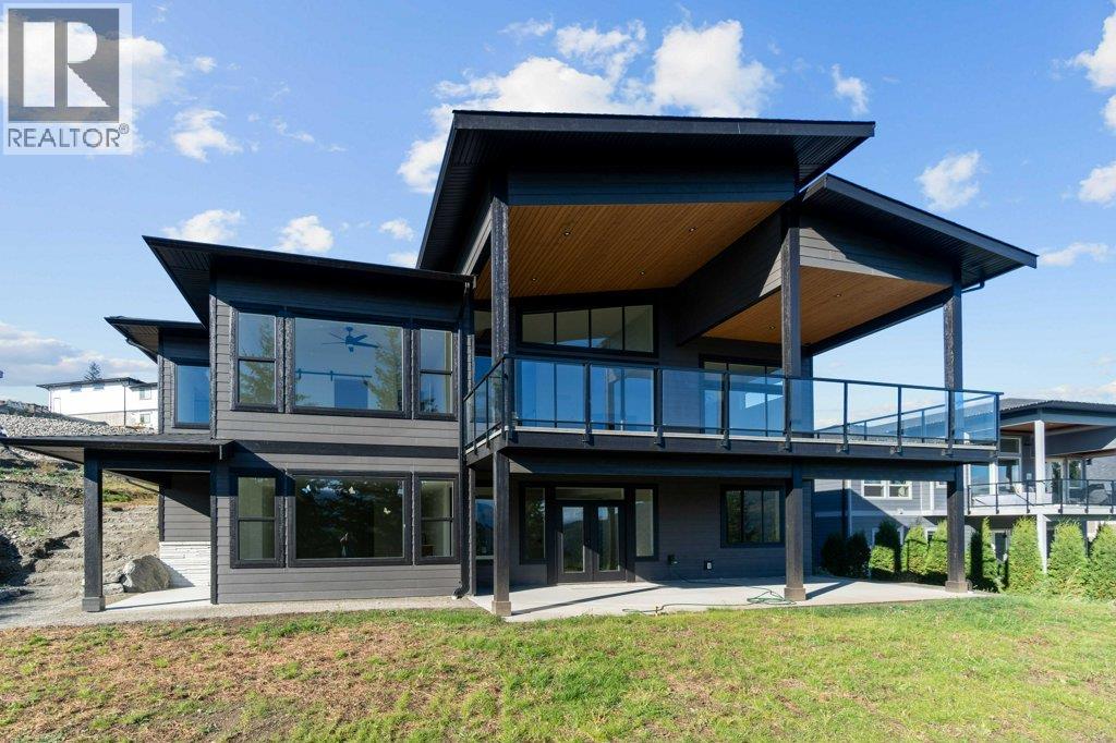 2506 Highlands Dr, Blind Bay, BC V0E 1H2