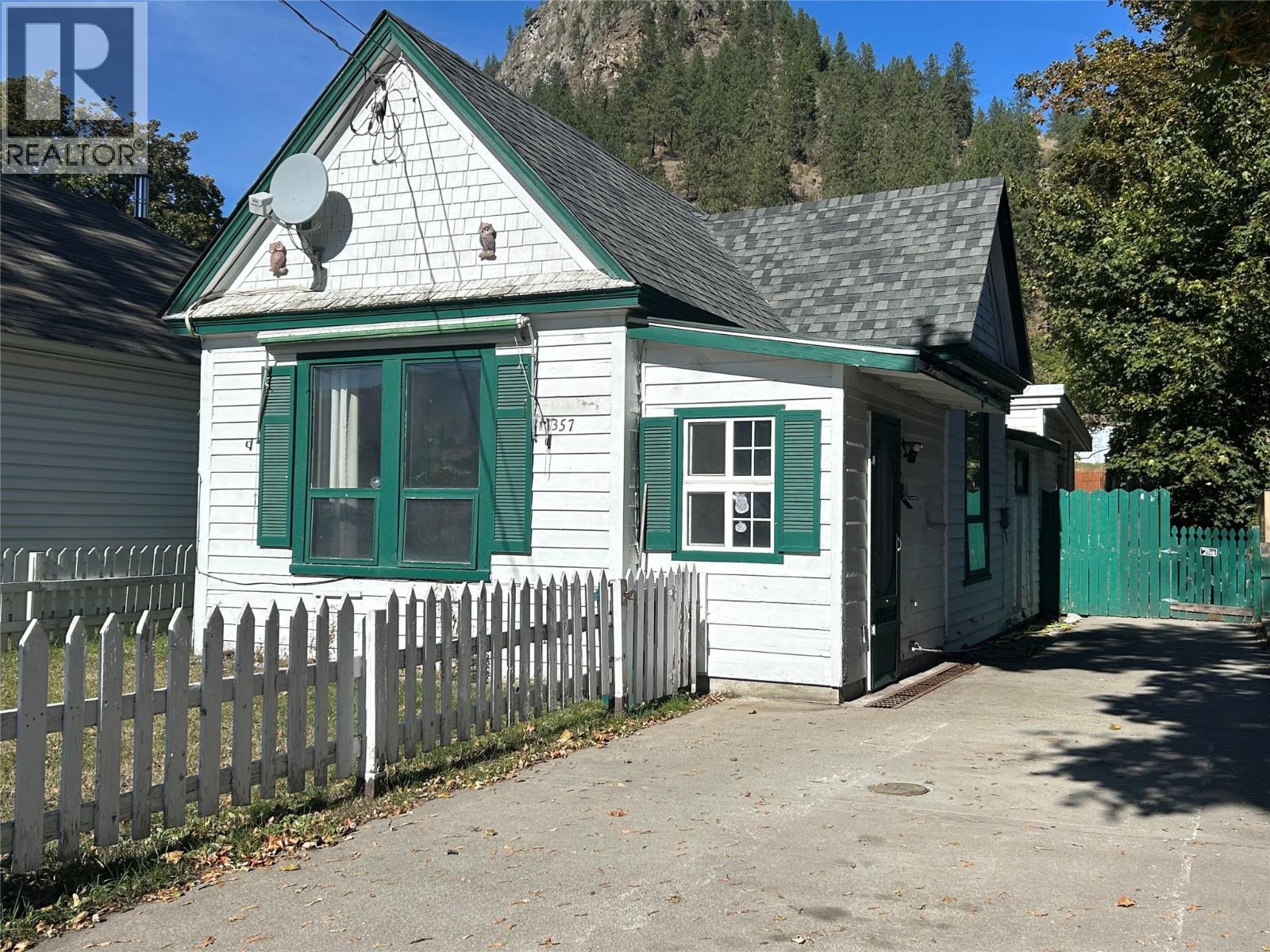 357 75 Avenue, Grand Forks, BC V0H 1H0