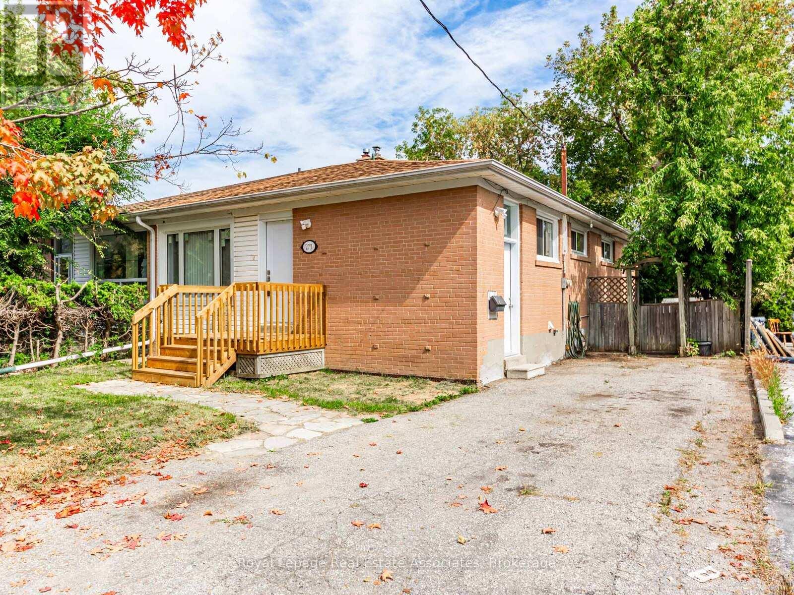 273 Bluegrass Blvd, Richmond Hill, ON L4C 3H1