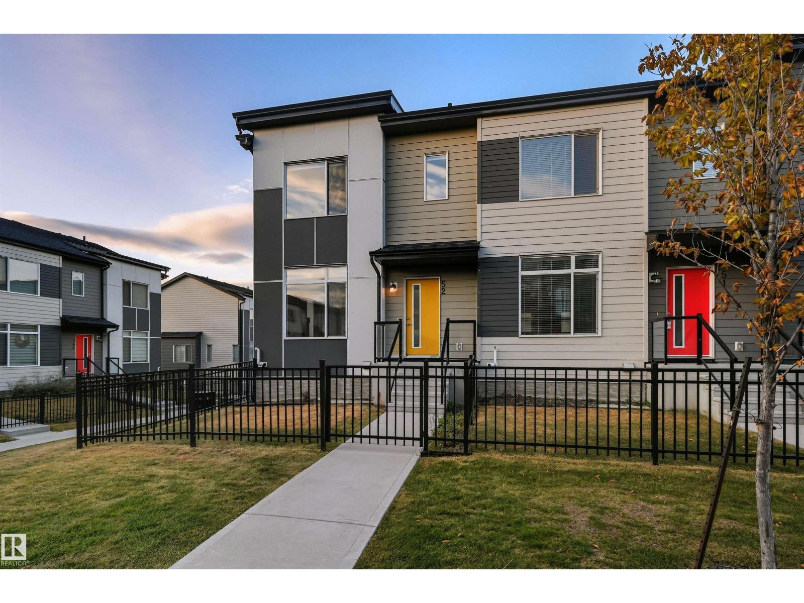 804 Welsh Drive South West #52, Edmonton, AB T6X 1Y8