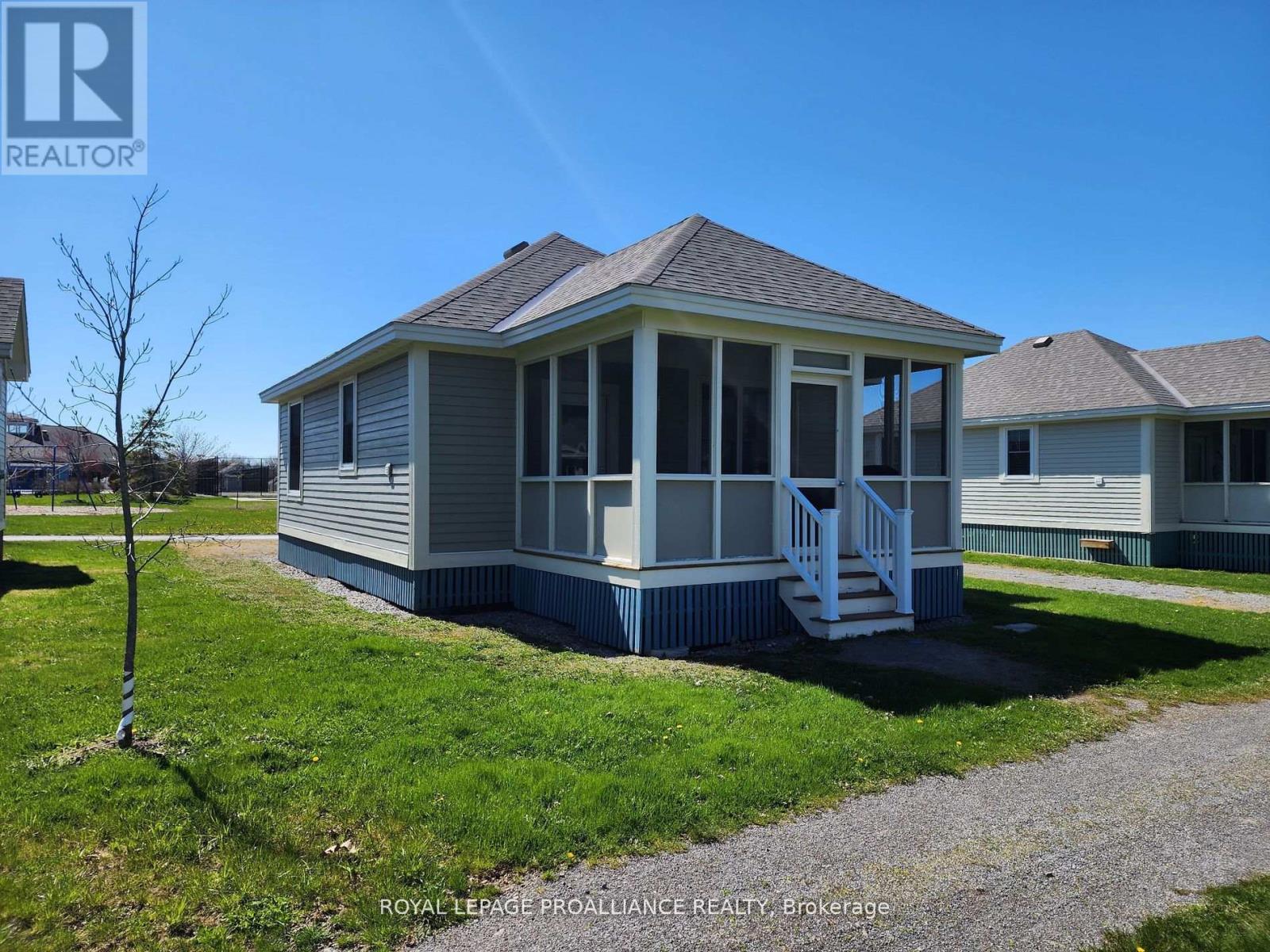 38 Meadow View Ln, Prince Edward County Athol Ward, ON K0K 1P0