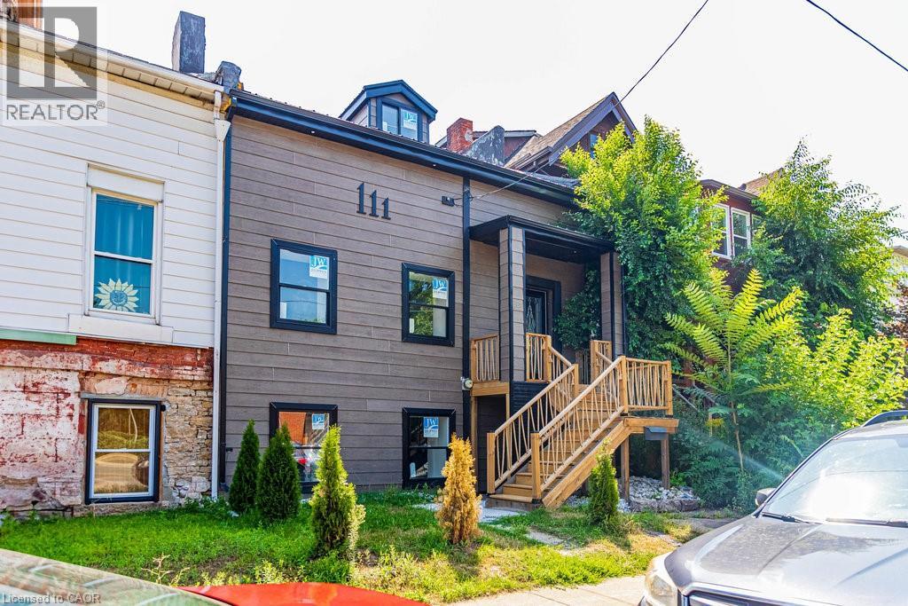 111 Wellington St S, Hamilton, ON L8N 2R3
