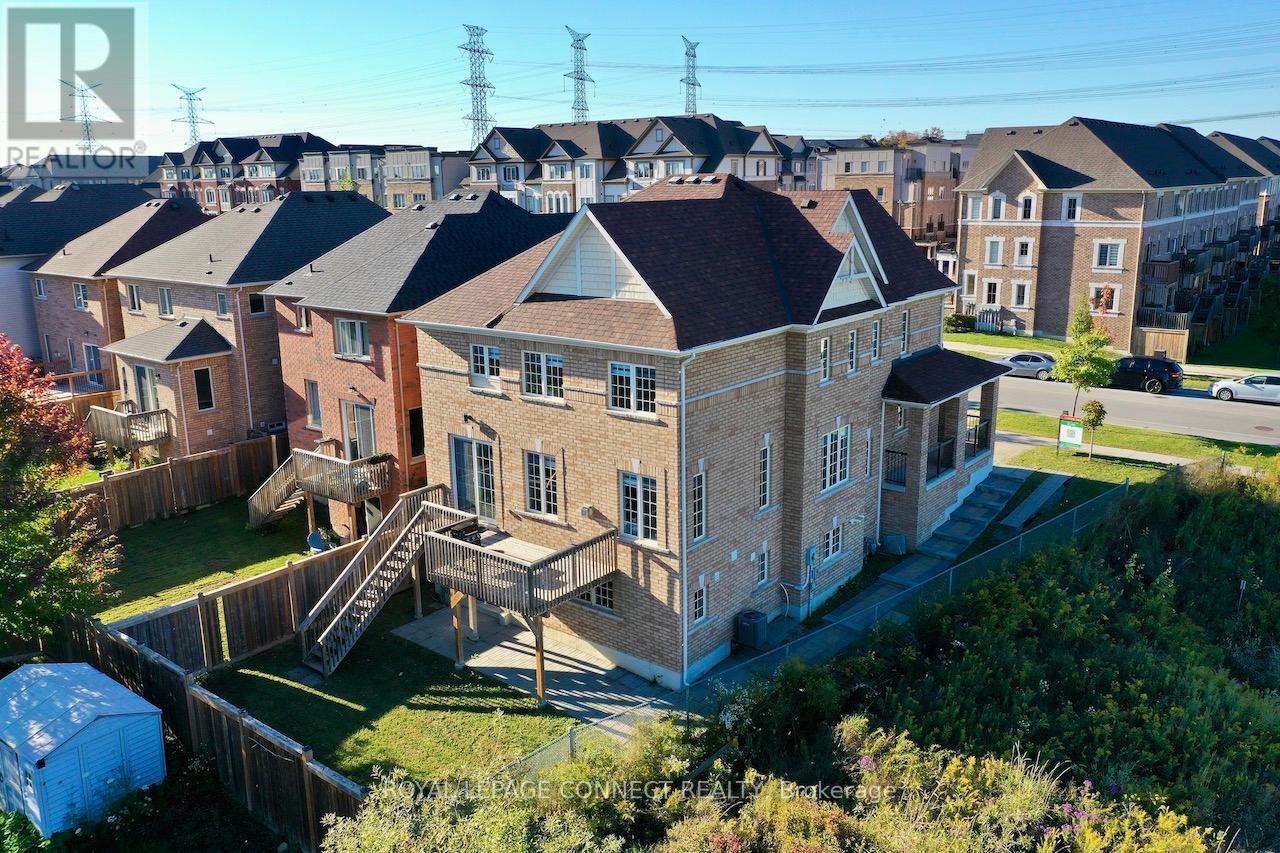 153 Windfields Farm Dr, Oshawa, ON L1L 0K2