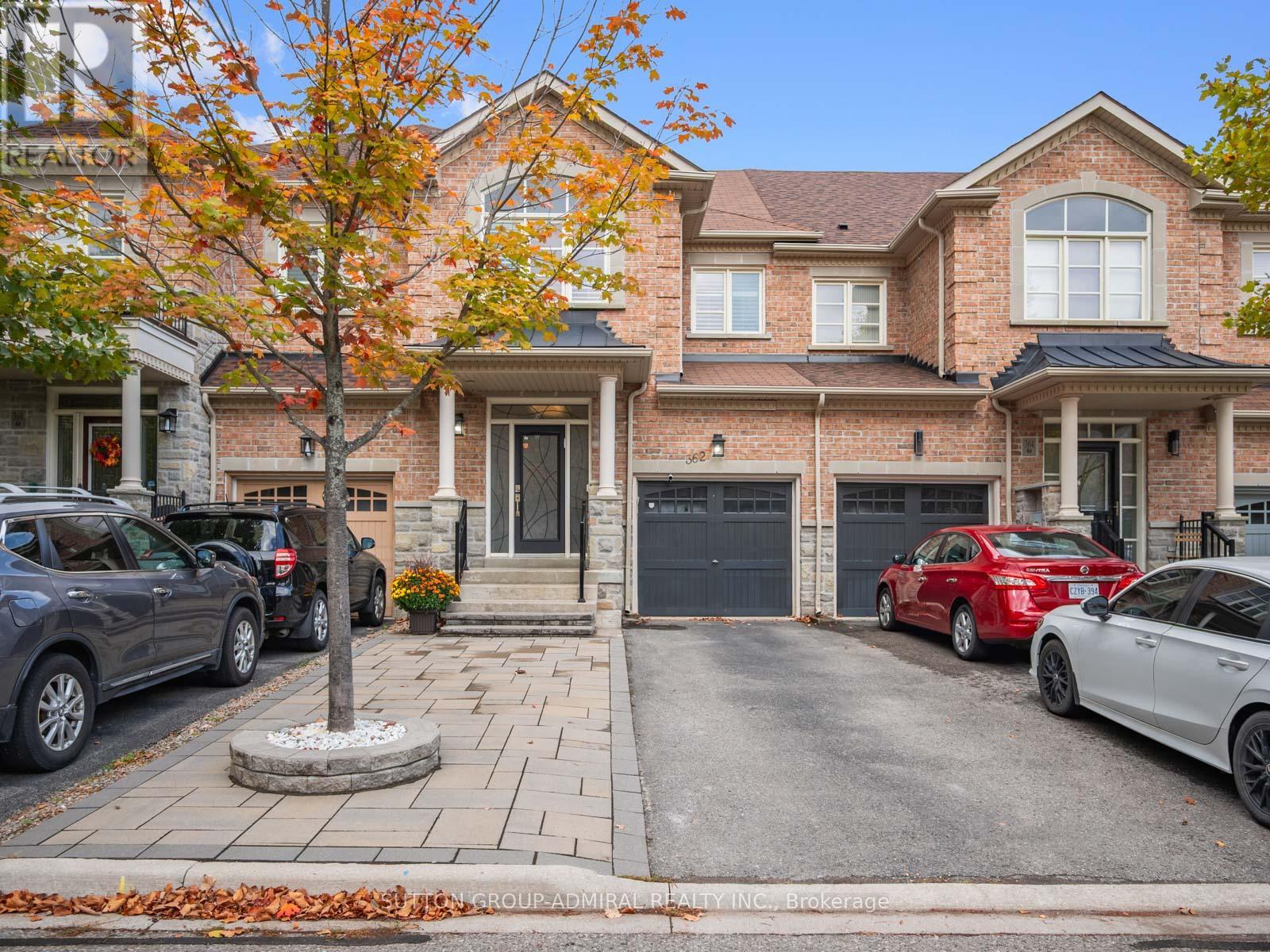 362 William Dunn Cres, Newmarket, ON L3X 3L3