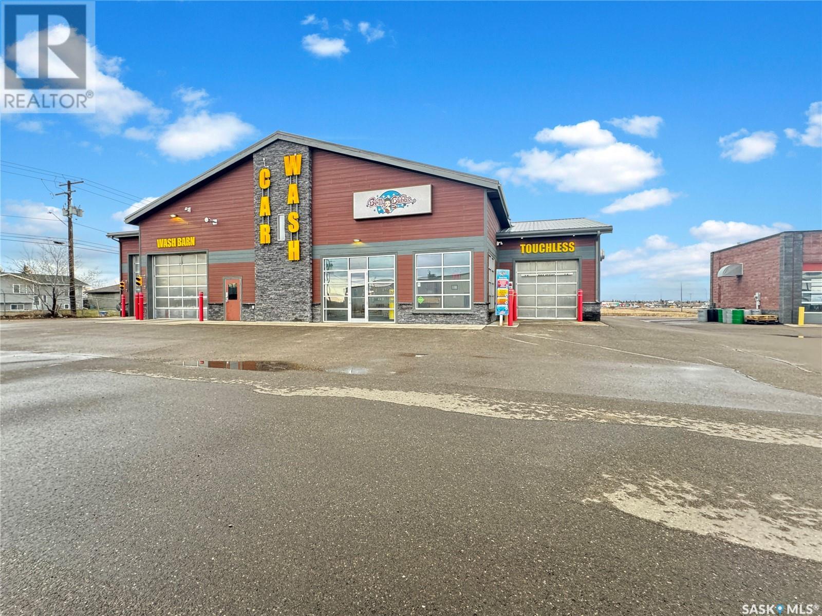 2652 99 Street #2, North Battleford, SK S9A 0W2