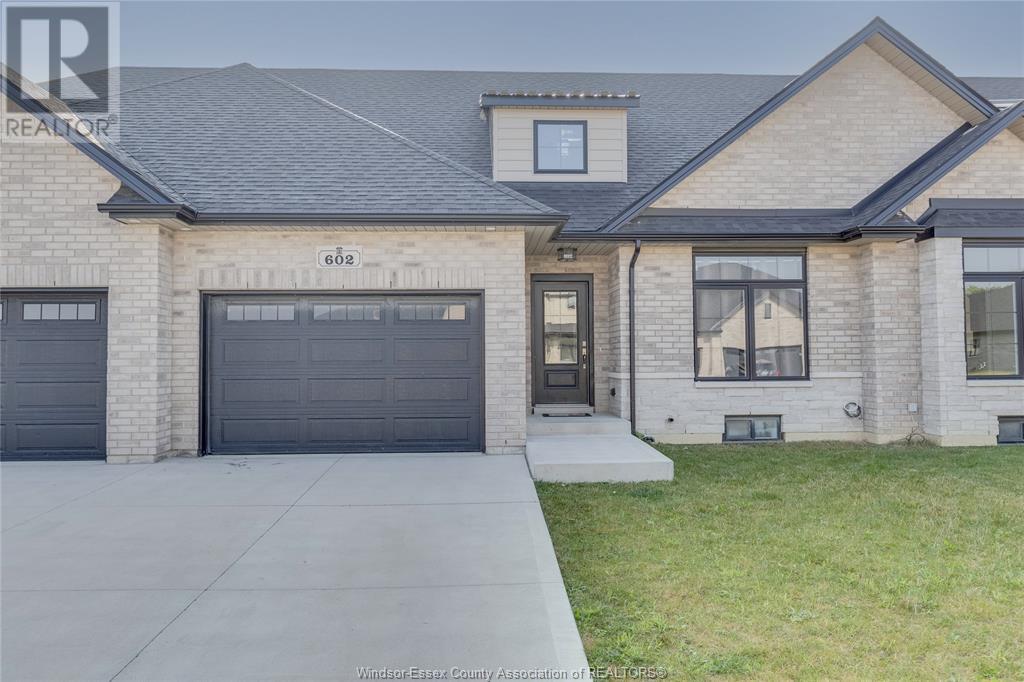 602 Hacket Rd, Amherstburg, ON N9V 0H1
