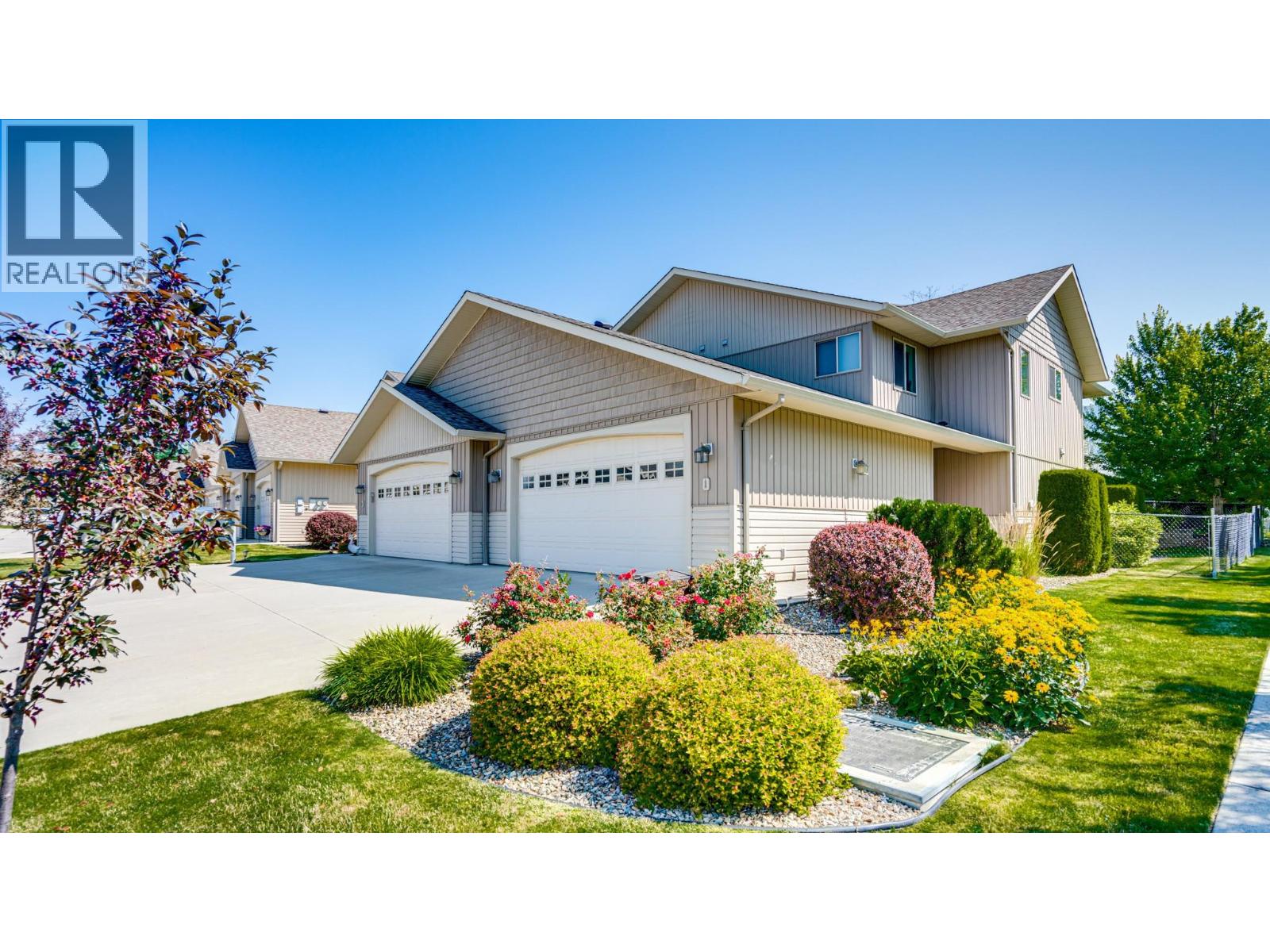 2751 15 Avenue Ne Unit 2 Lot Apt 2, Salmon Arm, BC V1E 2B6