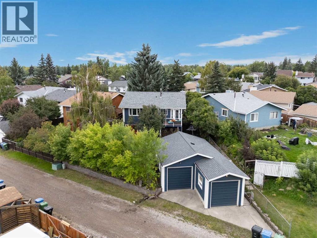 48 Shawcliffe Pl SW, Calgary, AB T2Y 1H5