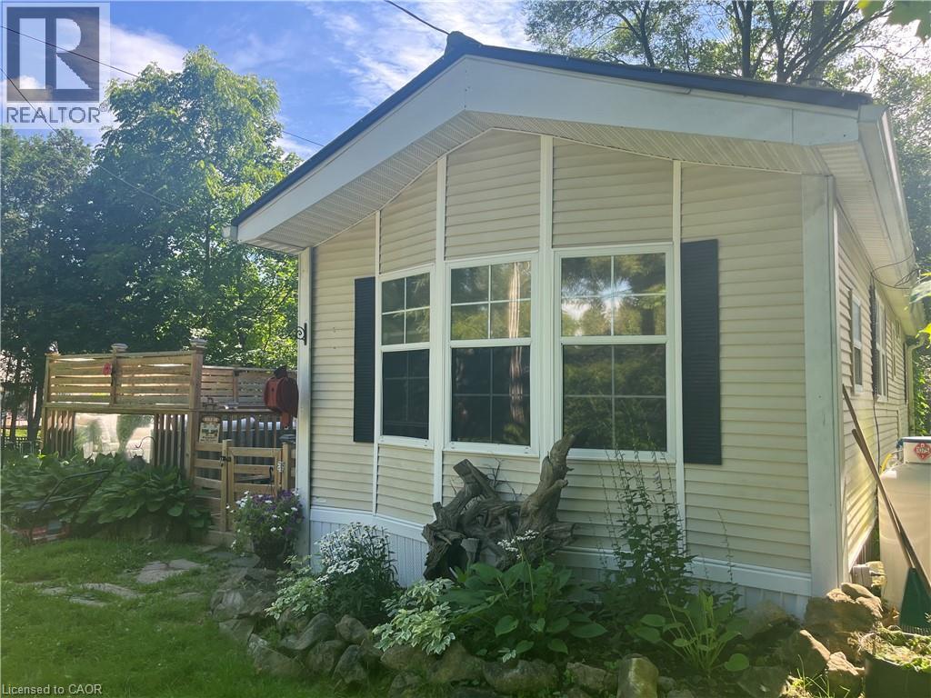 9 Pepper Rd, Freelton, ON N0B 2J0