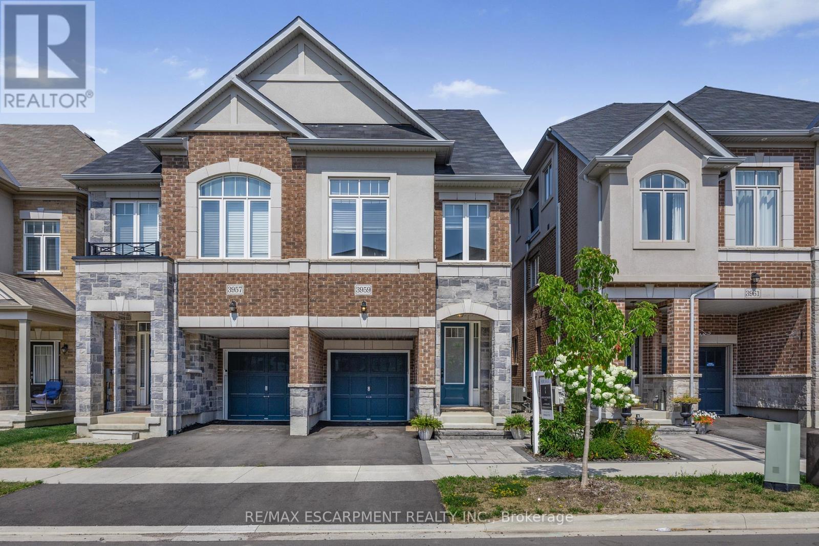 3959 Koenig Rd, Burlington, ON L7M 0Z7