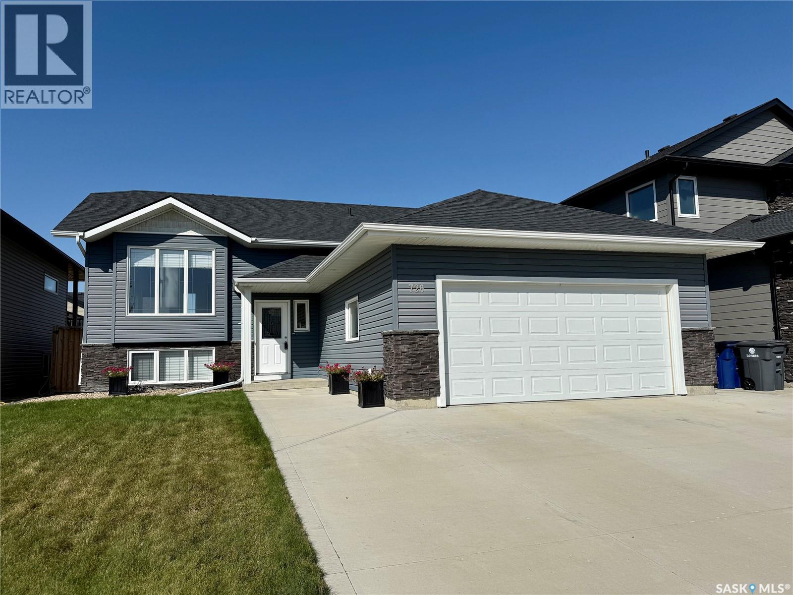 726 Casper Cres, Warman, SK S0K 4S4