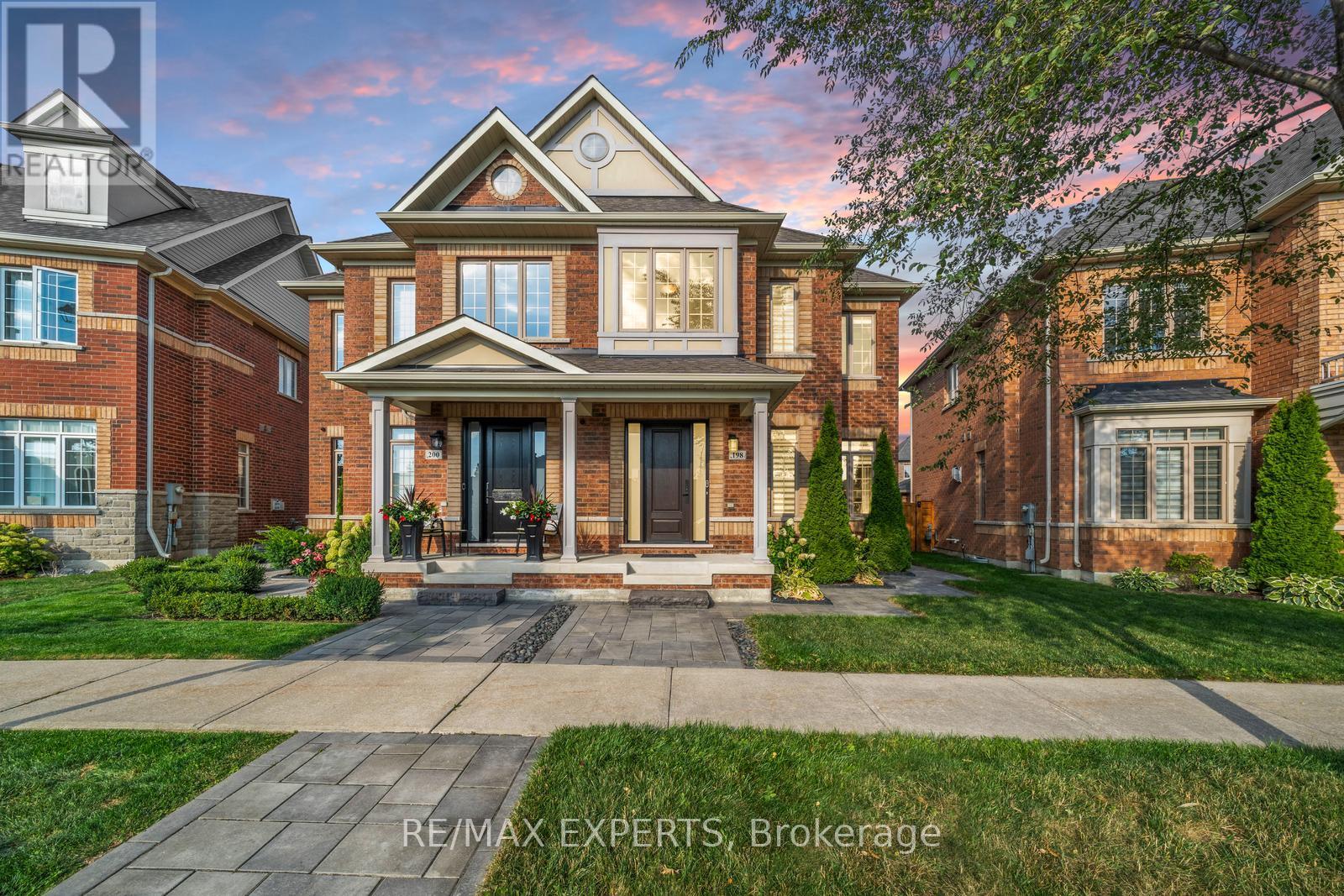 198 Moody Dr, Vaughan Kleinburg, ON L4H 3Z4