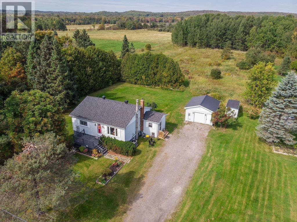 712 Third Lin W, Sault Ste. Marie, ON P6A 6K4