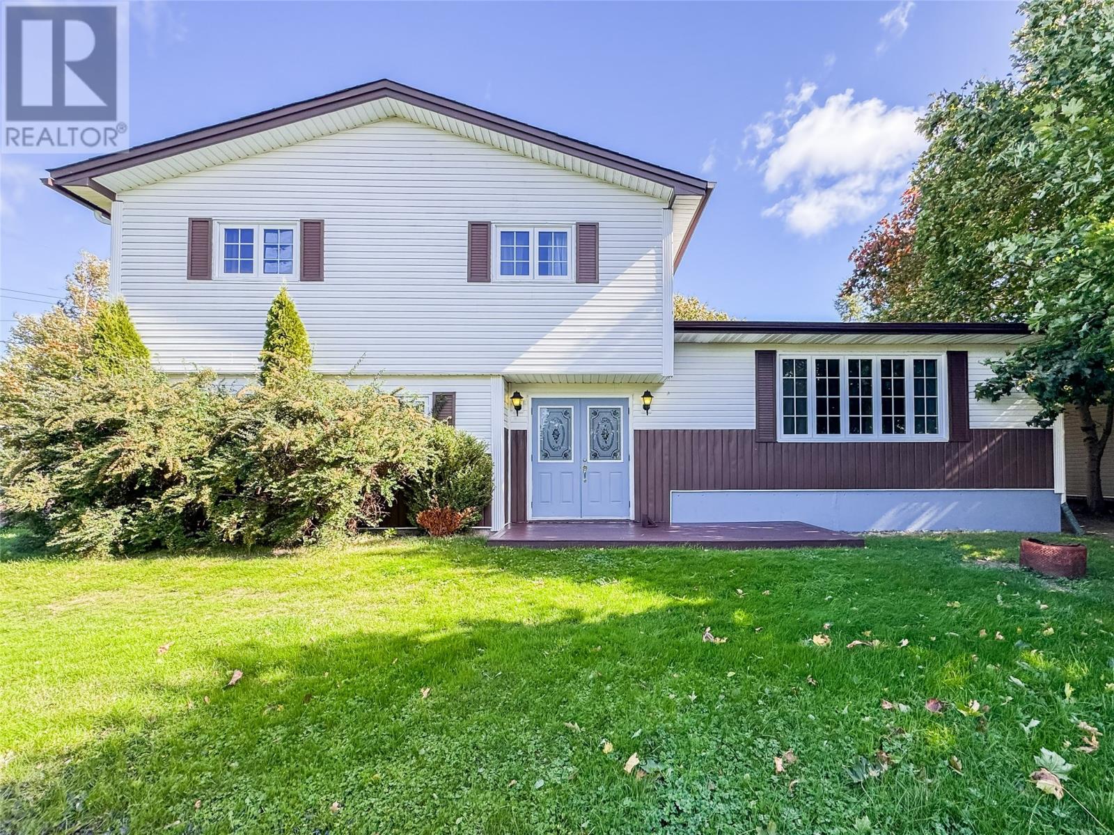 12 Hillview Hts, Burin Bay Arm, NL A0E 1G0