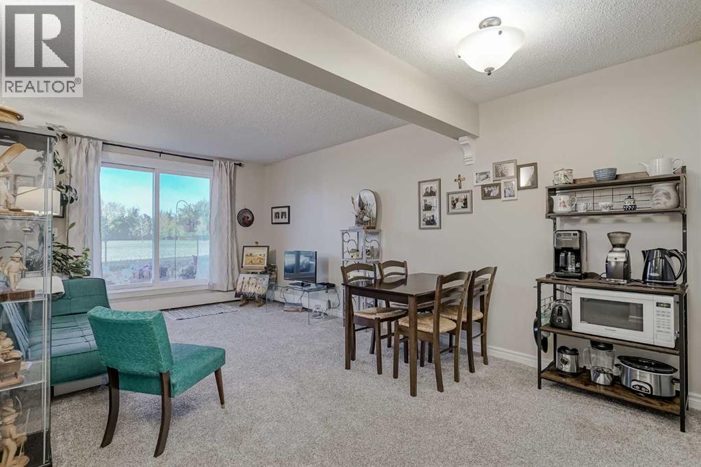 5601 Dalton Drive Nw Unit 104d, Calgary, AB T3A 2E2