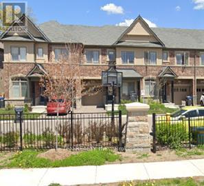 39 Oliana Way, Brampton, ON L6Y 6G8