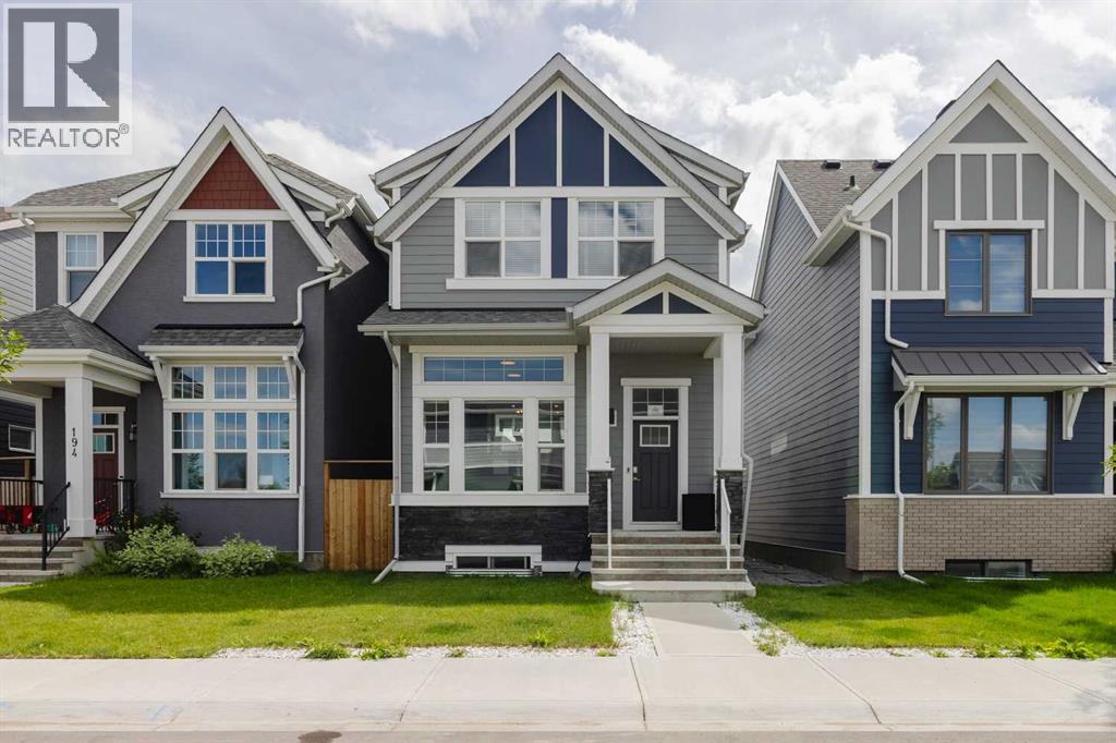 190 Magnolia Sq SE, Calgary, AB T3M 2W5