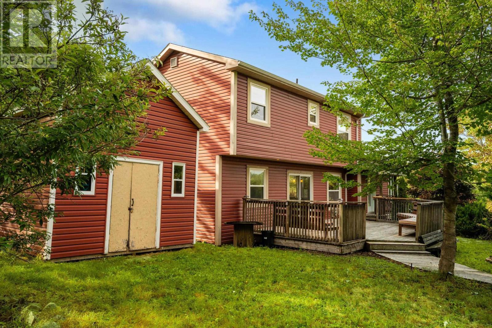 680 Hammonds Plains Rd, Bedford, NS B4B 1A7