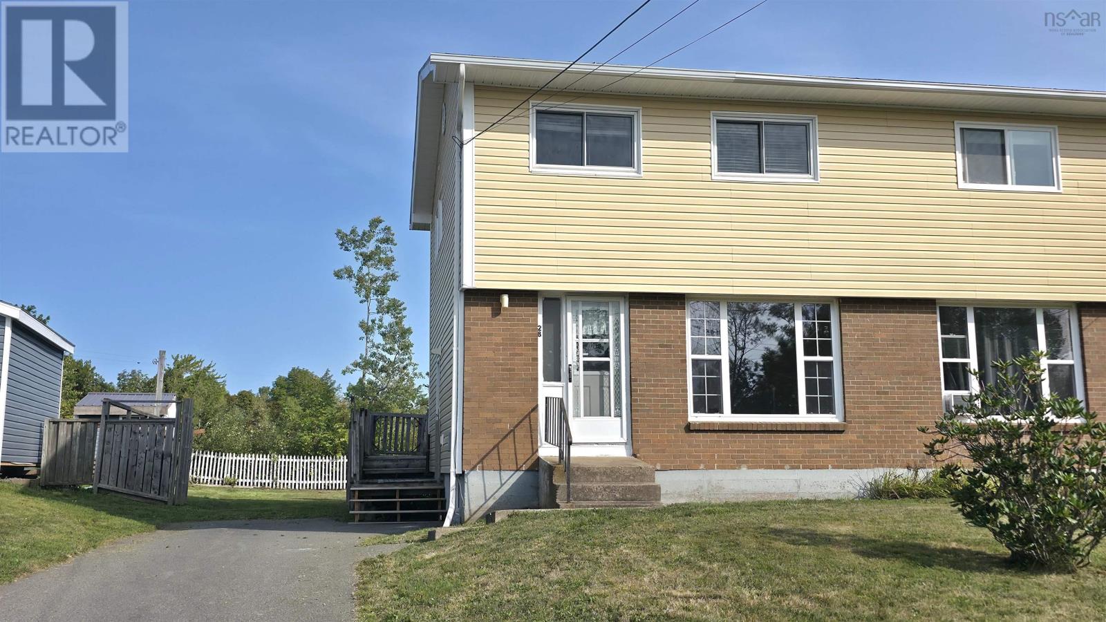 28 Weir Ave, Stellarton, NS B0K 1S0