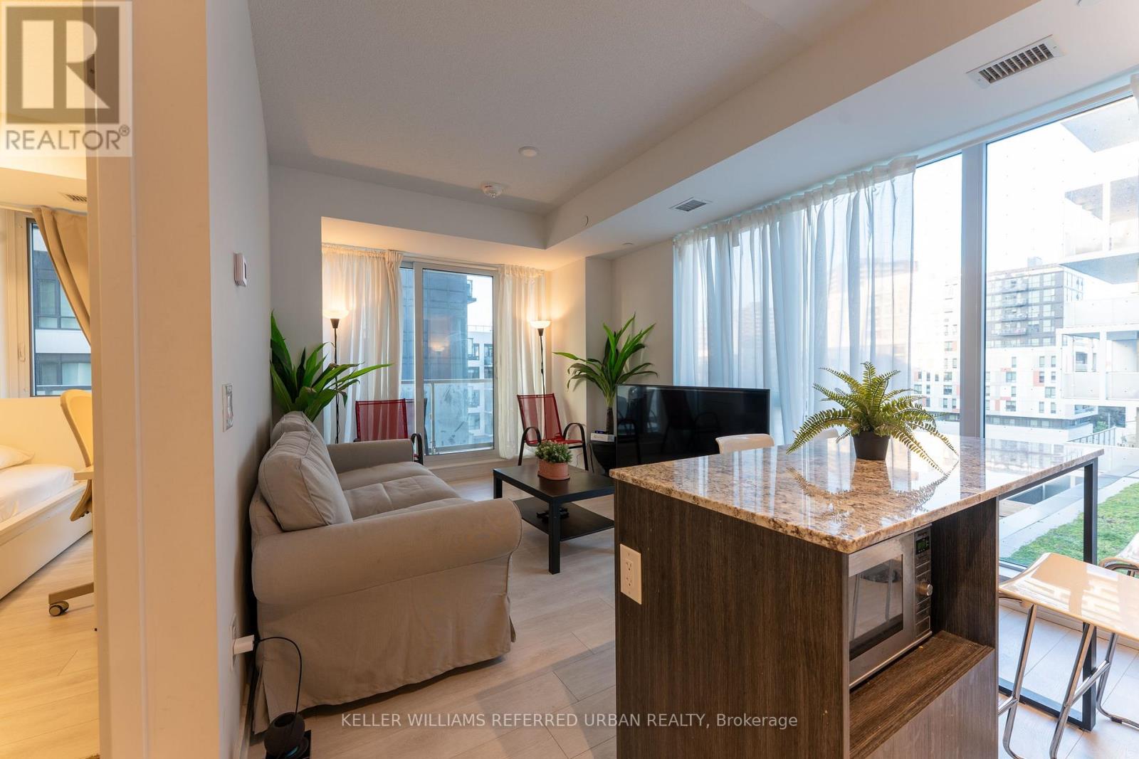 611 225 Sumach St, Toronto, ON M5A 0P8