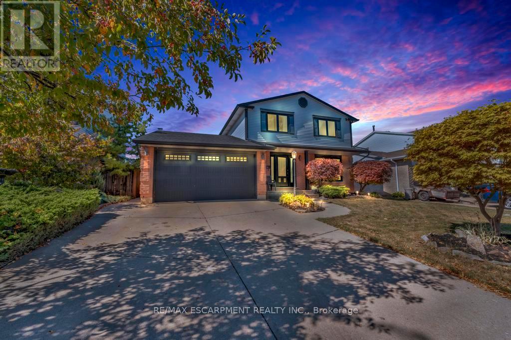 14 Greening Ave, Hamilton, ON L8E 3X5