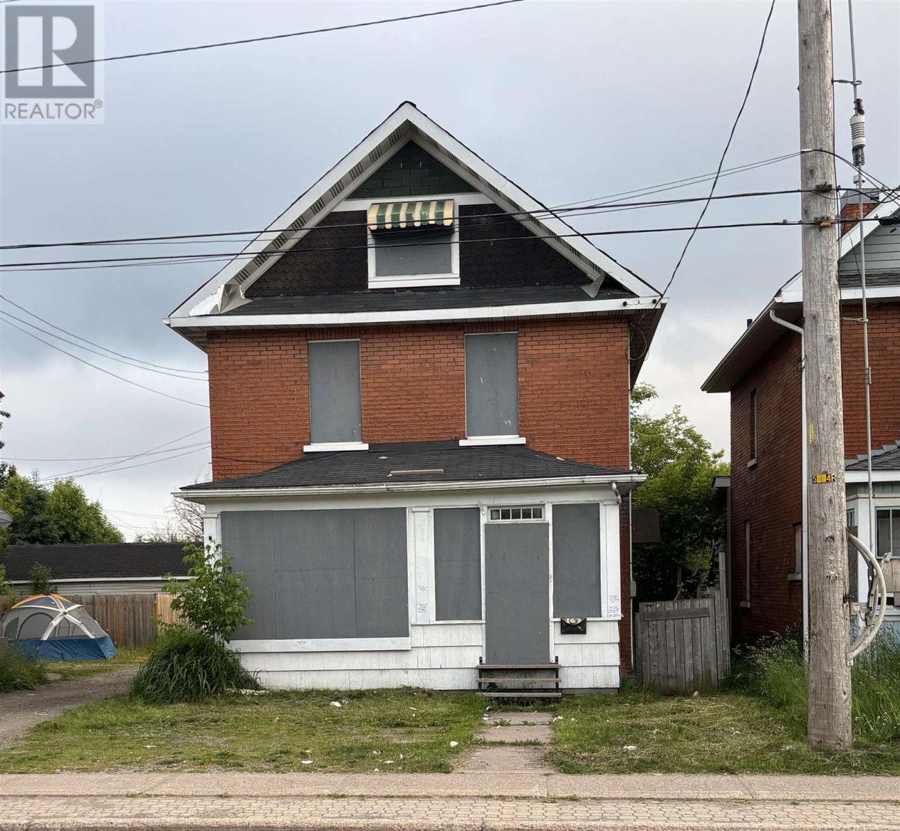 163 Wellington St E, Sault Ste. Marie, ON P6A 2L6