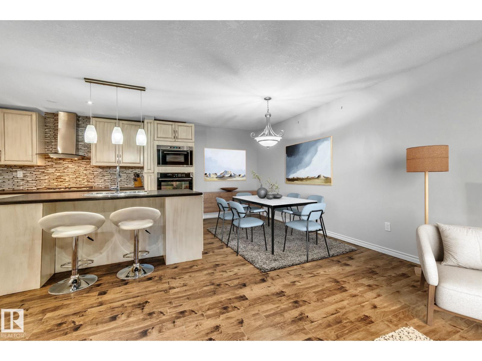 172 St Nw Unit 5758, Edmonton, AB T6M 1B4