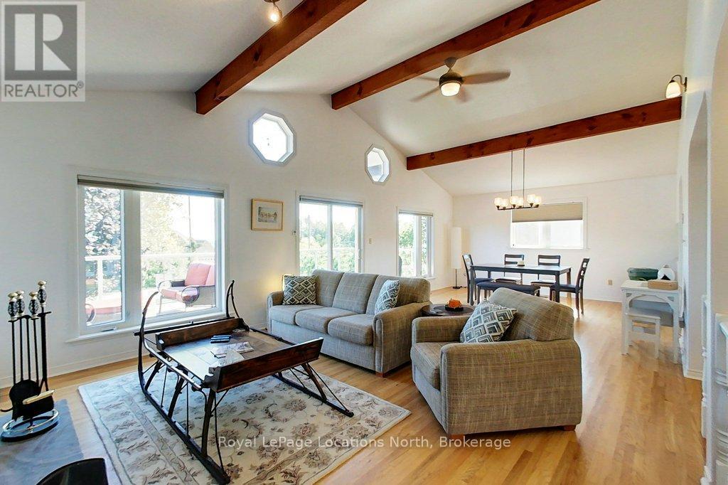 306 Lakeshore Rd N, Meaford, ON N4L 0A7