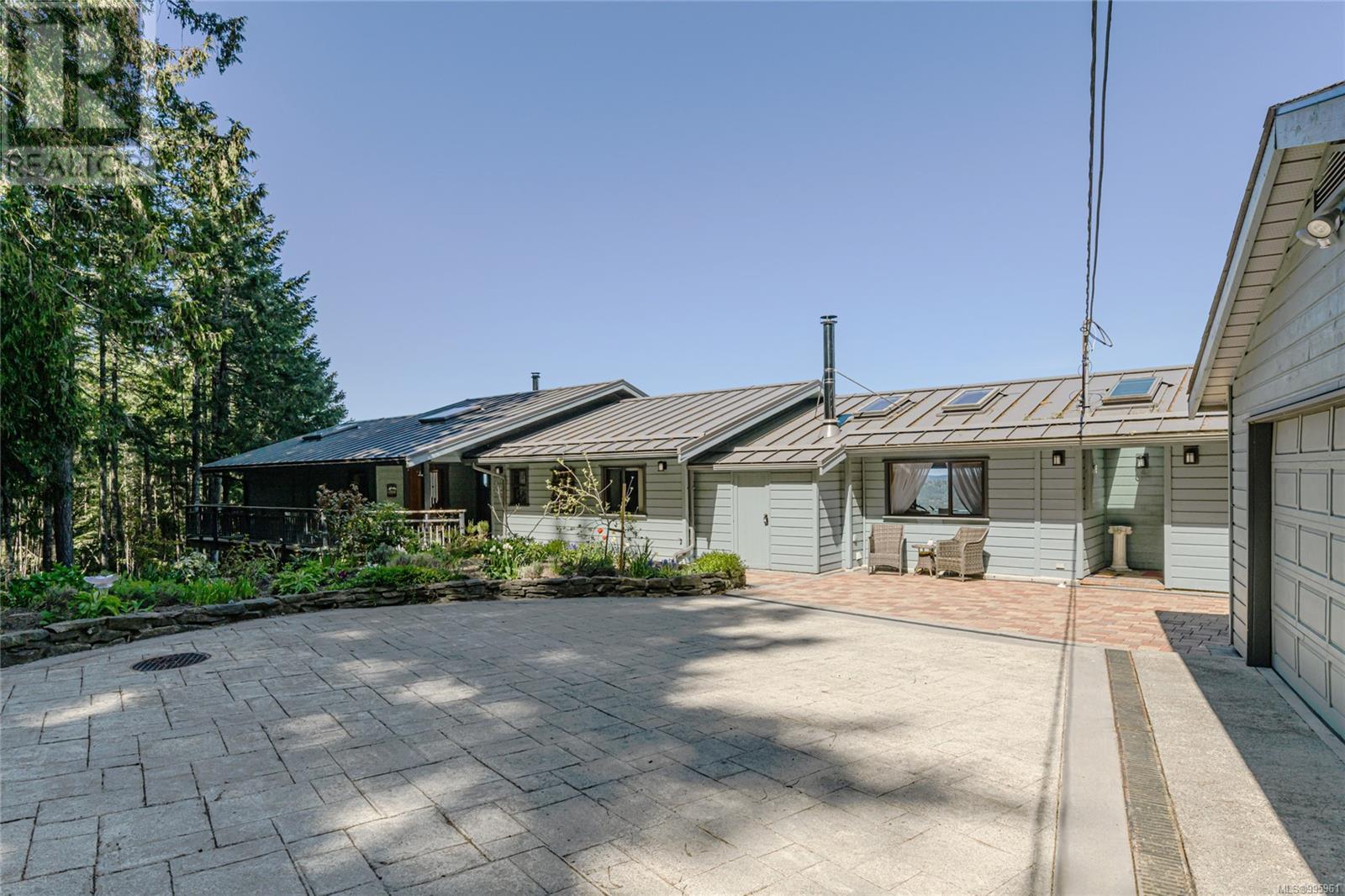 234 Wilkie Way, Salt Spring, BC V8K 2J4
