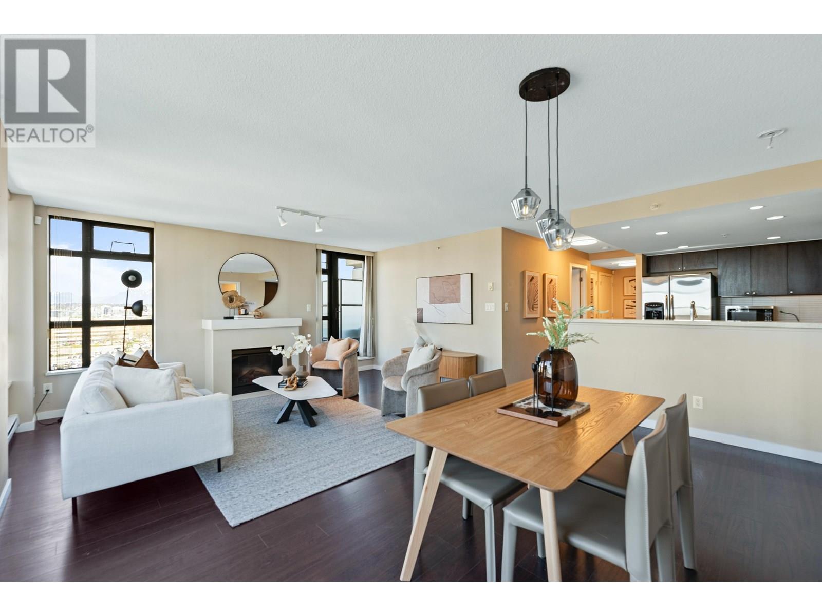 8120 Lansdowne Road Unit 1301, Richmond, BC V6X 0A1