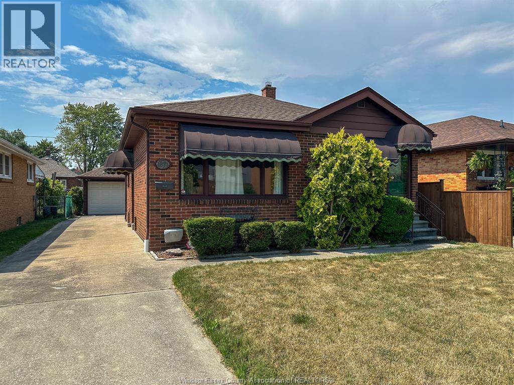 1871 Chandler, Windsor, ON N8W 4A2