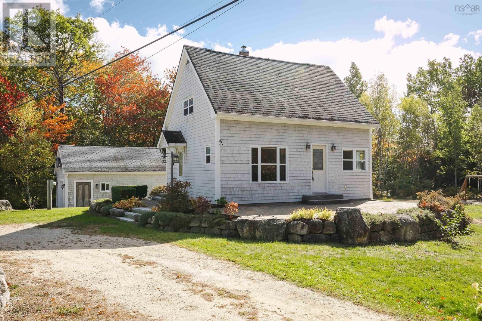 586 Canaan Rd, Chester, NS B0J 1J0