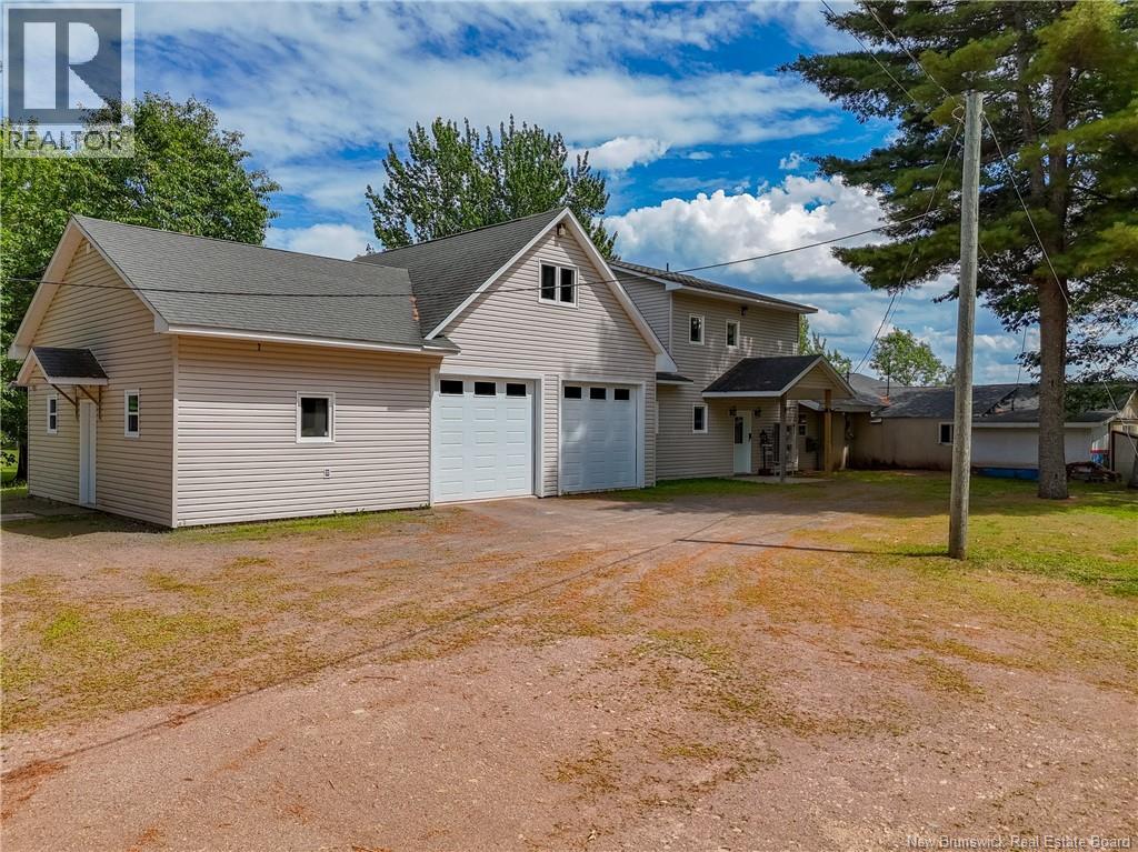 870 Route 690, Maquapit Lake, NB E4B 1P1