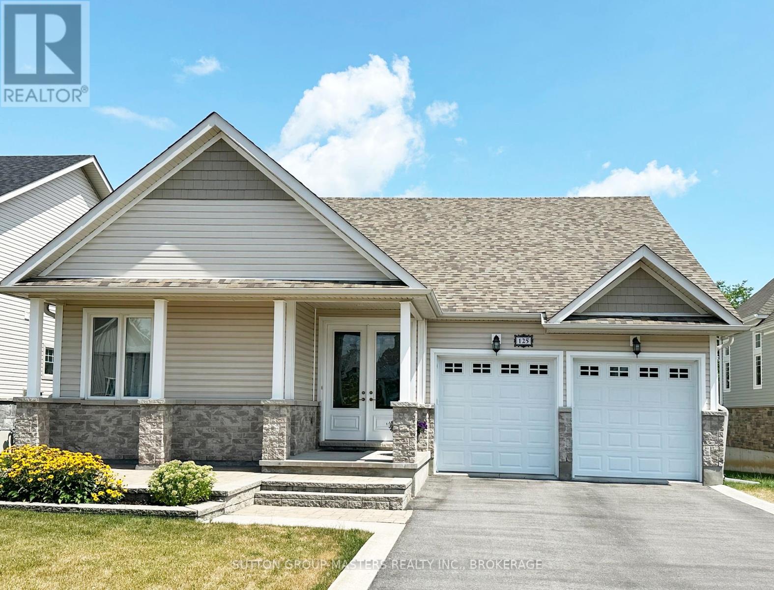 125 Country Club Dr, Loyalist, ON K0H 1G0