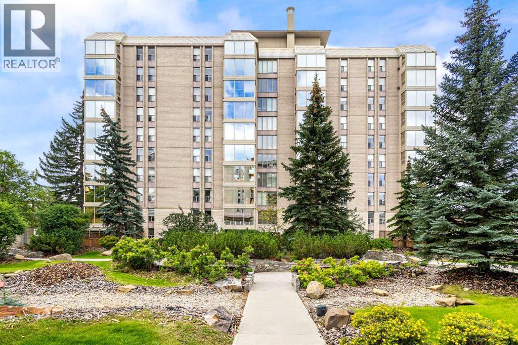 4555 Varsity Lane Nw Unit 305, Calgary, AB T3A 2V6