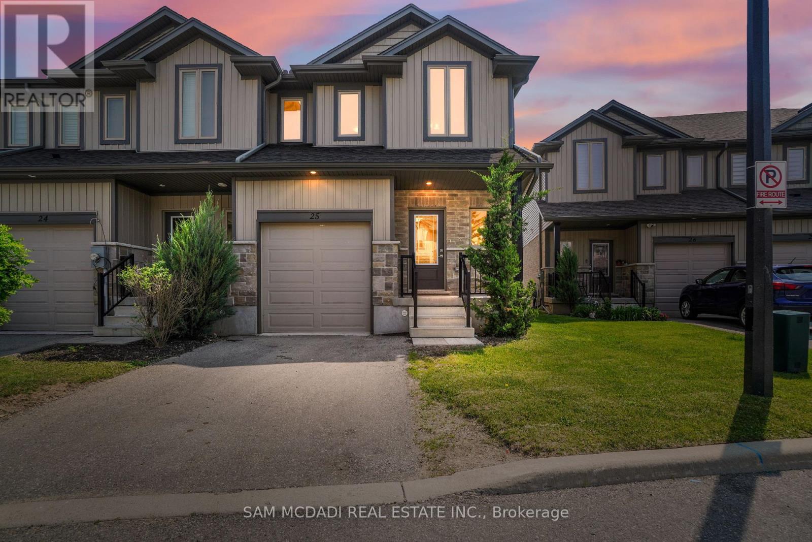 25 1023 Devonshire Ave, Woodstock, ON N4S 0E7