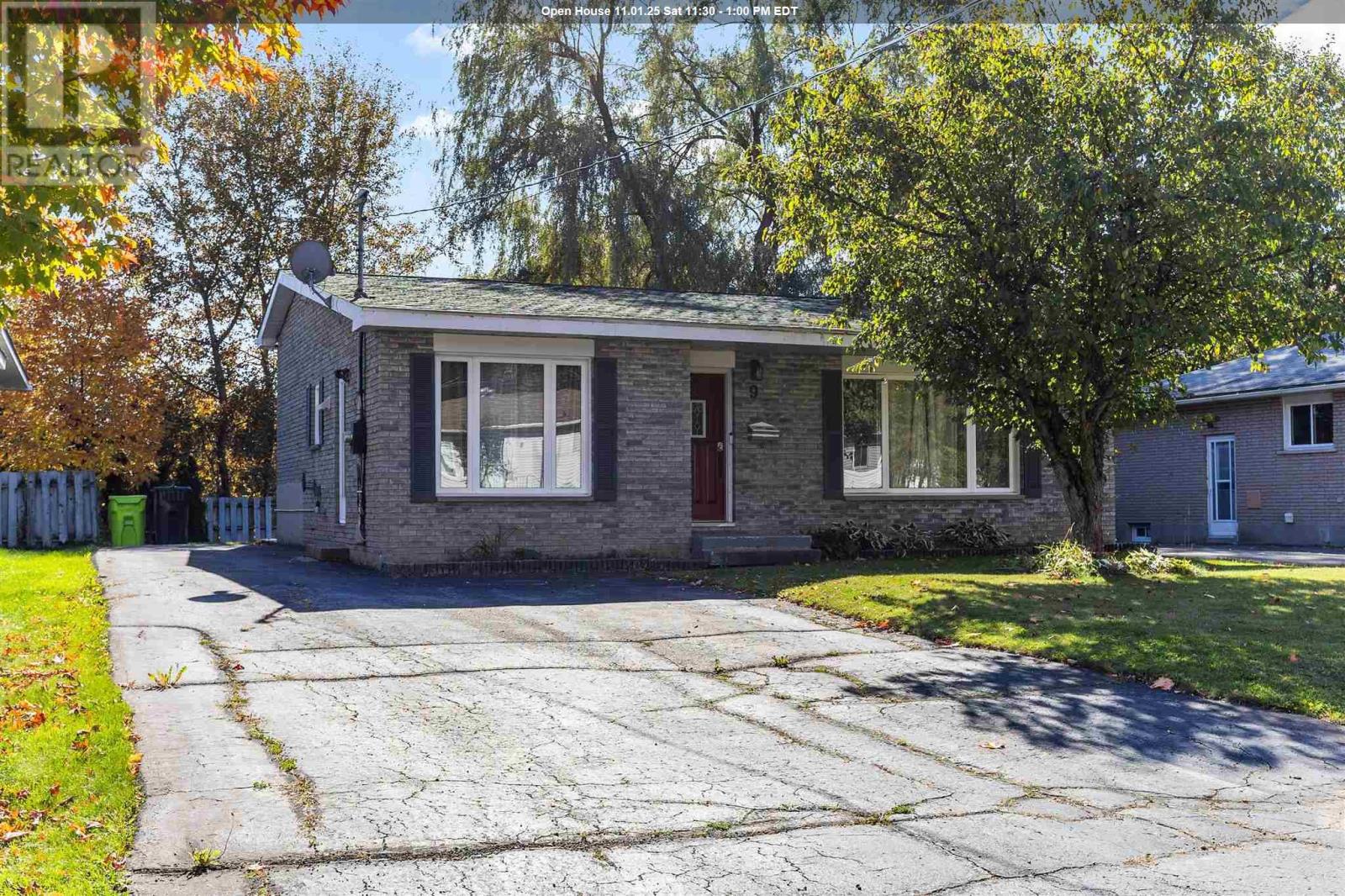 9 Creery Ave, Sault Ste. Marie, ON P6B 1G7