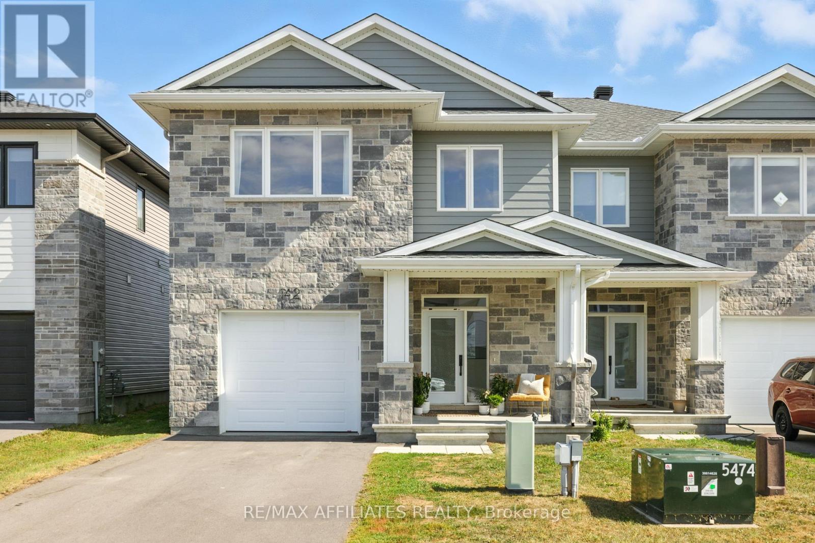 142 Thomas St S, Arnprior, ON K7S 0J4