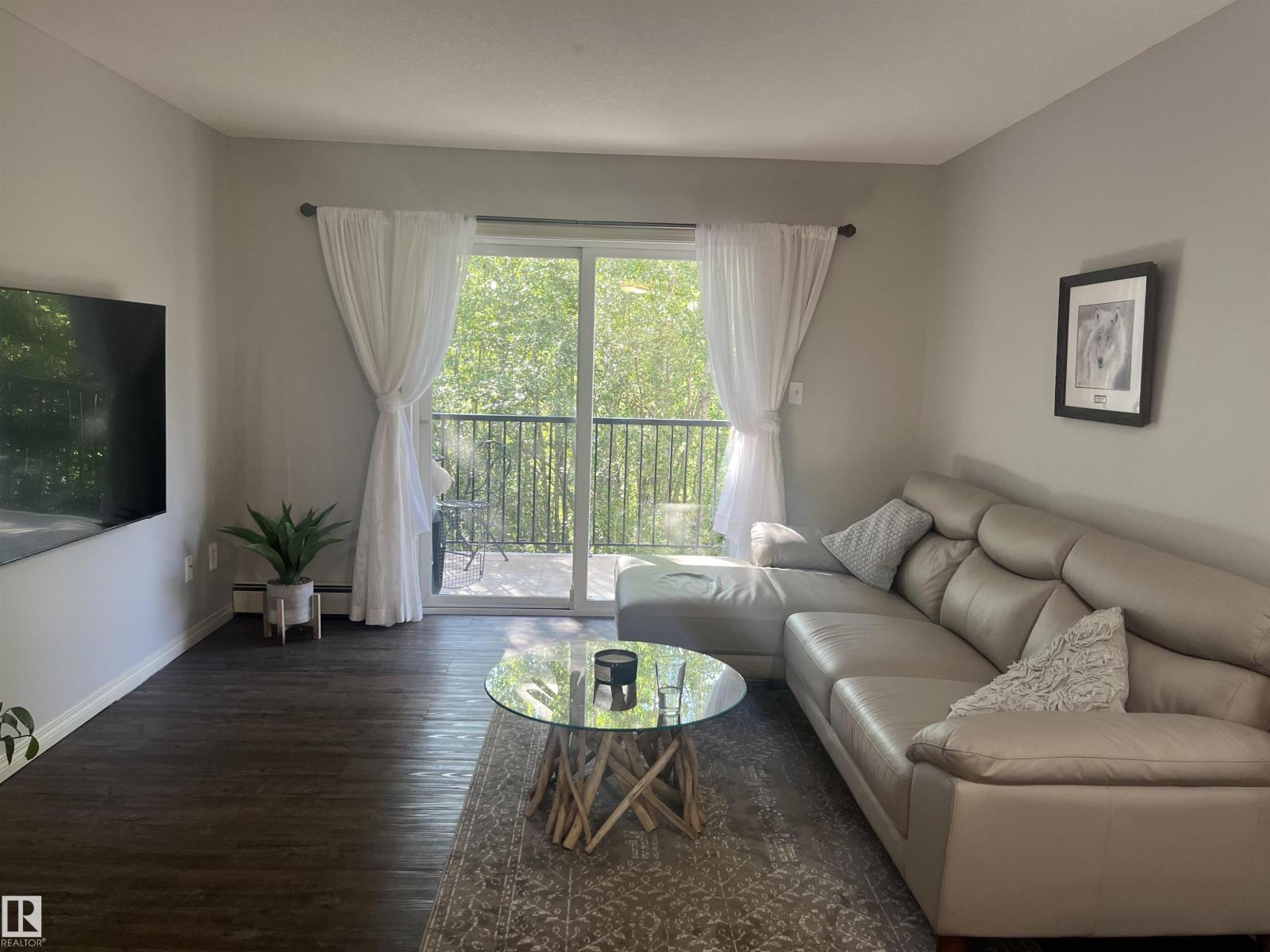4903 47 Avenue #unit 204, Stony Plain, AB T7Z 0C6