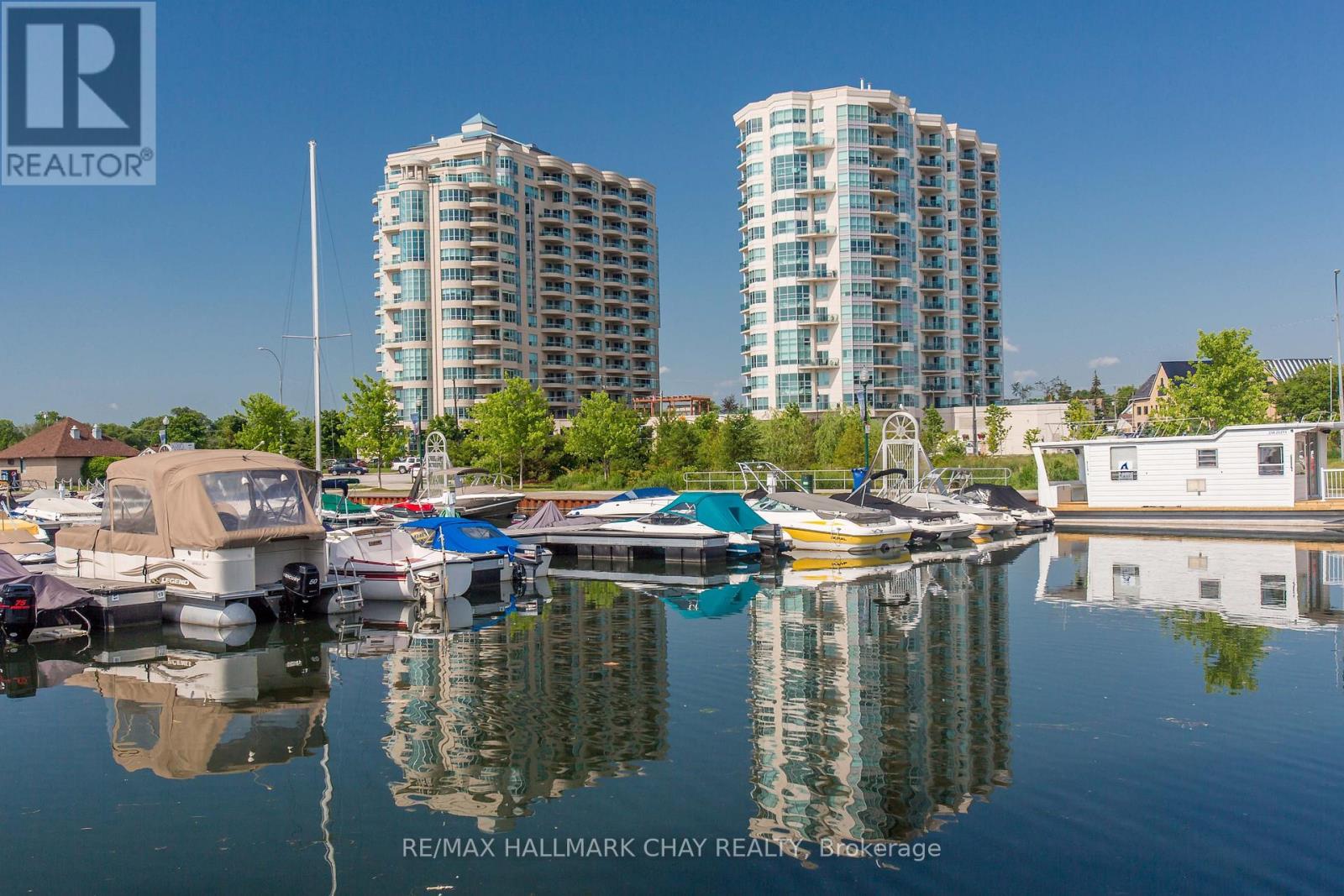 509 2 Toronto St, Barrie, ON L4N 9R2