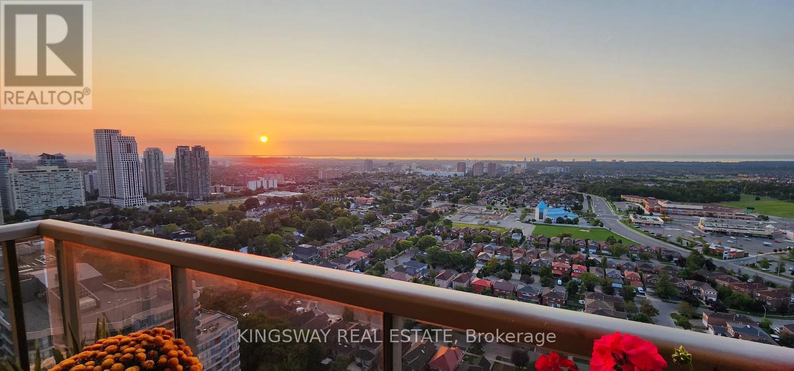3009 3880 Duke Of York Blvd, Mississauga, ON L5B 4M7
