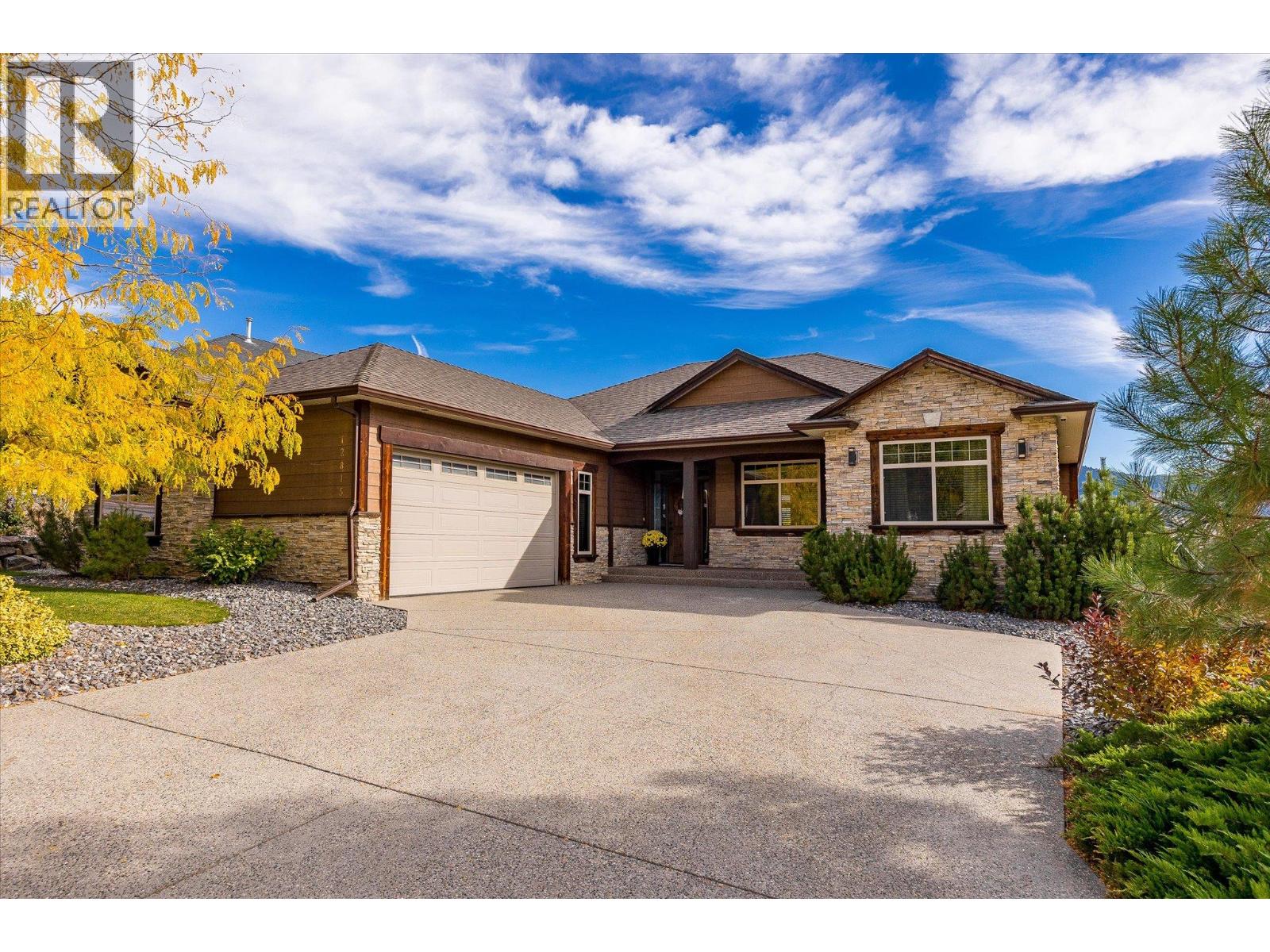 12815 Shoreline Dr, Lake Country, BC V4V 2N8